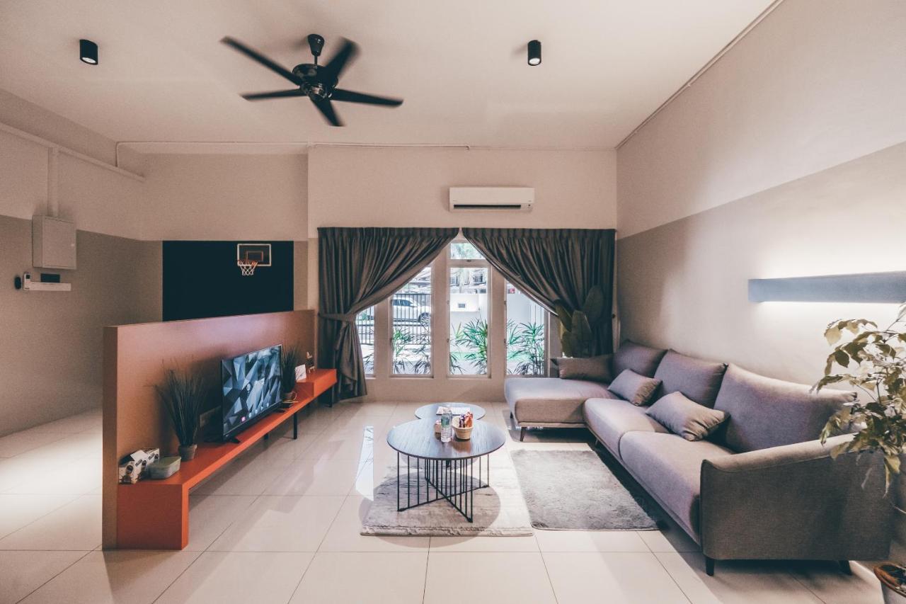 J Residence Banting (Selangor) Exterior photo